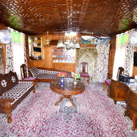 Heritage Shreen Houseboat Srinagar  Exterior photo