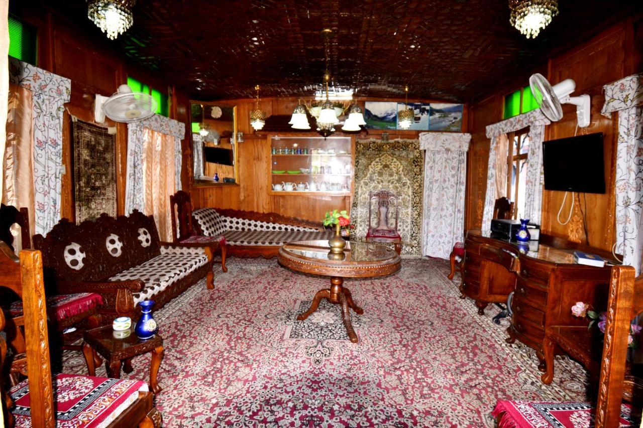 Heritage Shreen Houseboat Srinagar  Exterior photo